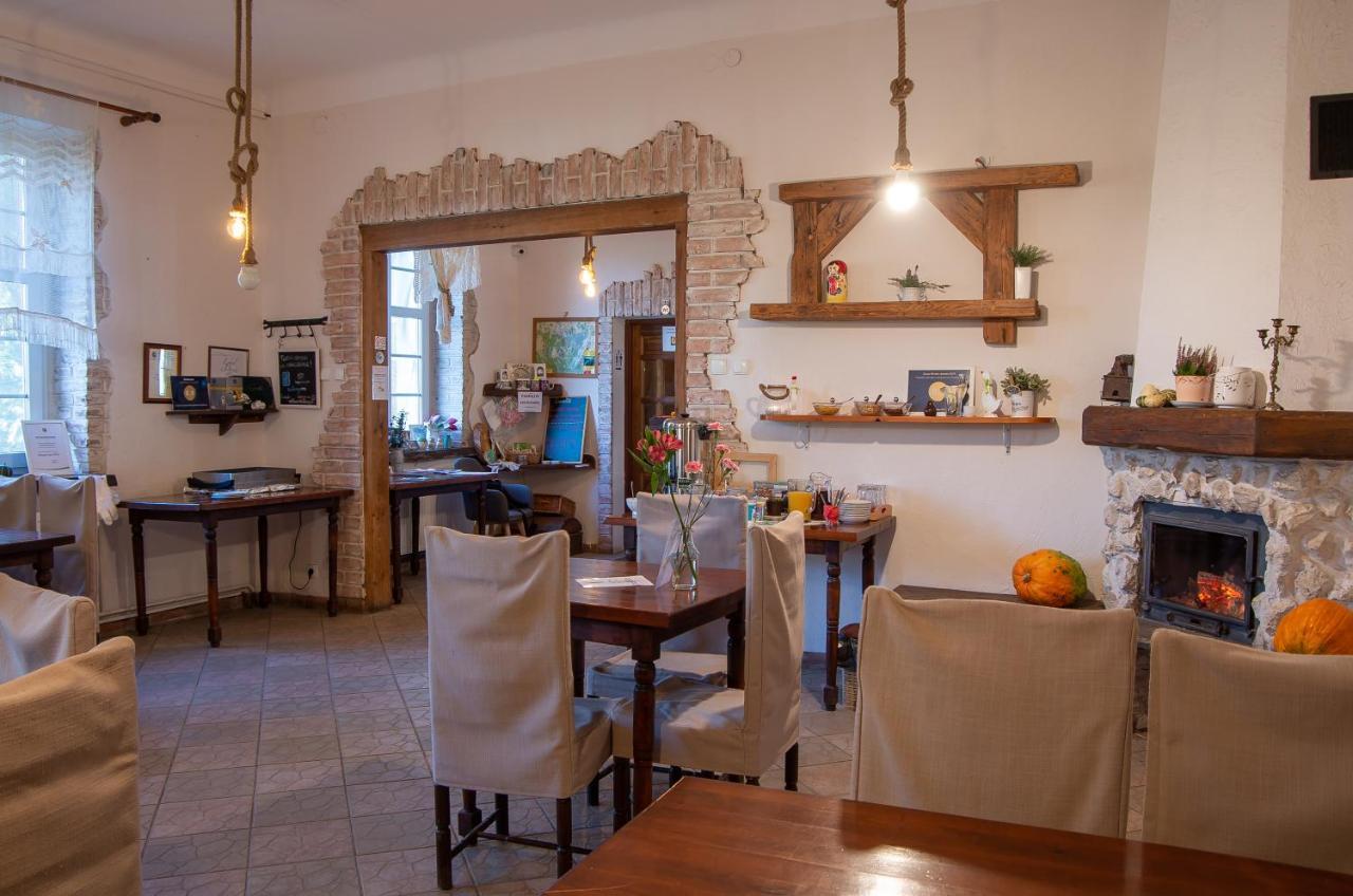 Folwark Luknajno Nad Jeziorem Sniardwy Gospoda Dziedzictwo Kulinarne Warmia-Mazury Mikołajki Extérieur photo